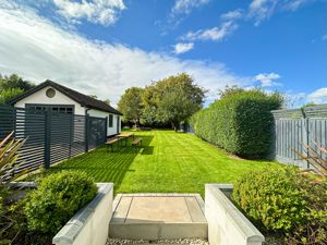 Photo 30- click for photo gallery